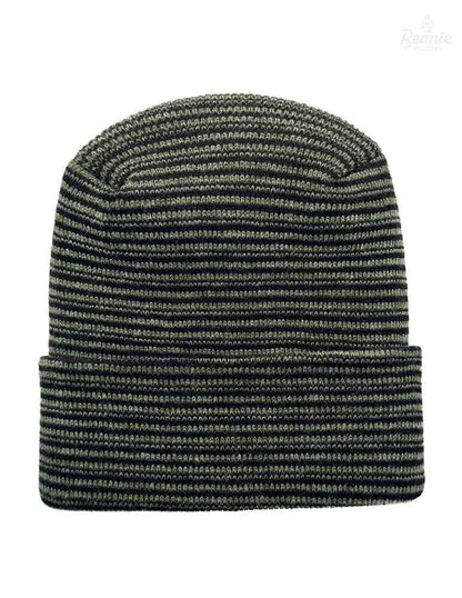 Cuffed Beanie - Circular knit  Winter Hat - H-Stitch - Contrast - Black / Green